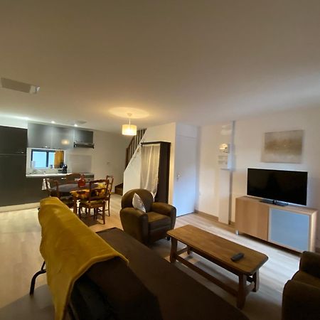 Chez Claire Et Ju Apartment Egly Luaran gambar